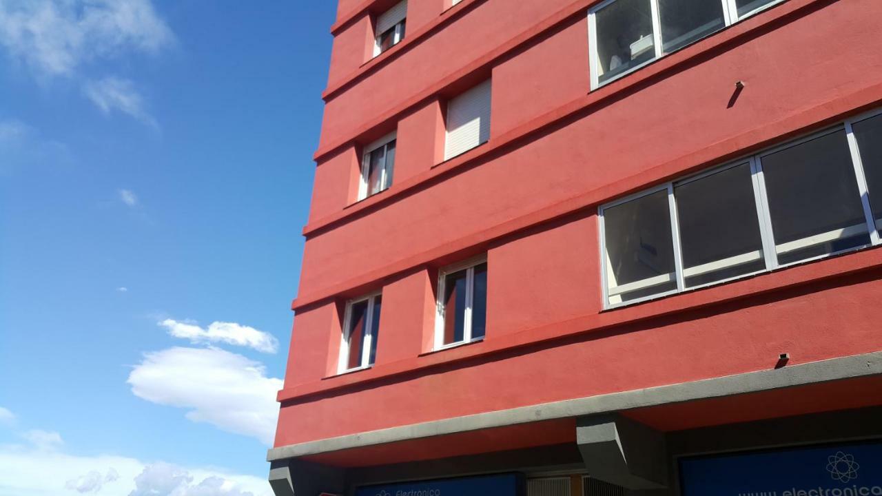 Apartamento Nuria Figueres  Exteriér fotografie