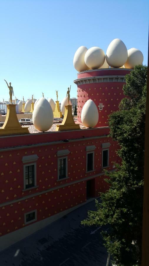 Apartamento Nuria Figueres  Exteriér fotografie